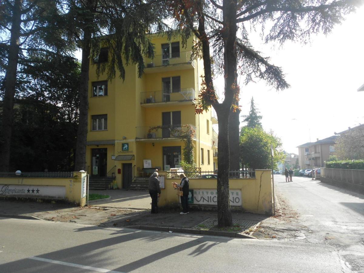 Residence Il Rampicante Monticelli Terme Exterior foto